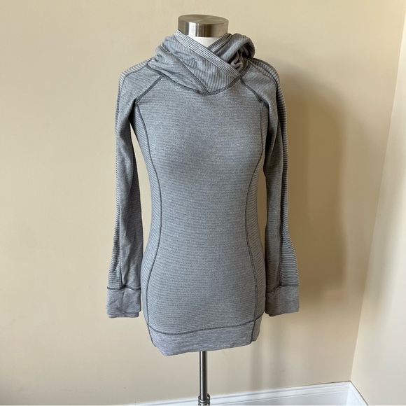 Lululemon think fast pullover hoodie top gray 13290 - Picture 4 of 12